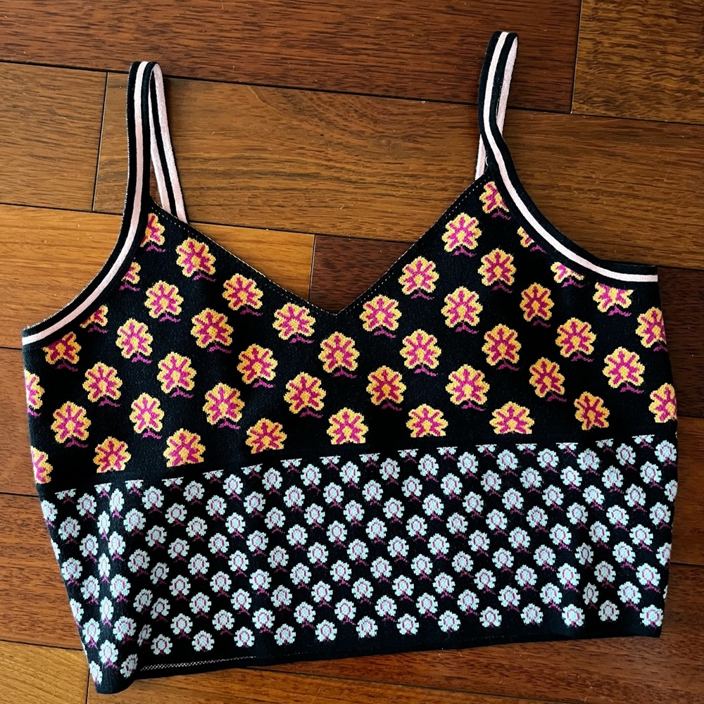 Cropped knit tank
